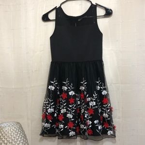 Speechless Girls Black Dark Red Tulle With Flowers Sleeveless Size 8